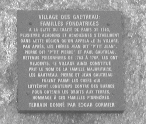 Plaque commémorative à Gautreau Village